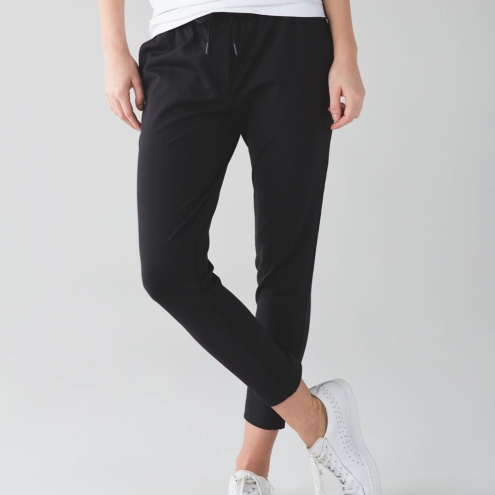 Lululemon Jet Crop Luxtreme